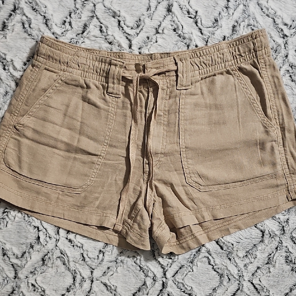 American Eagle Outfitters Tan Women Shorts Cargos